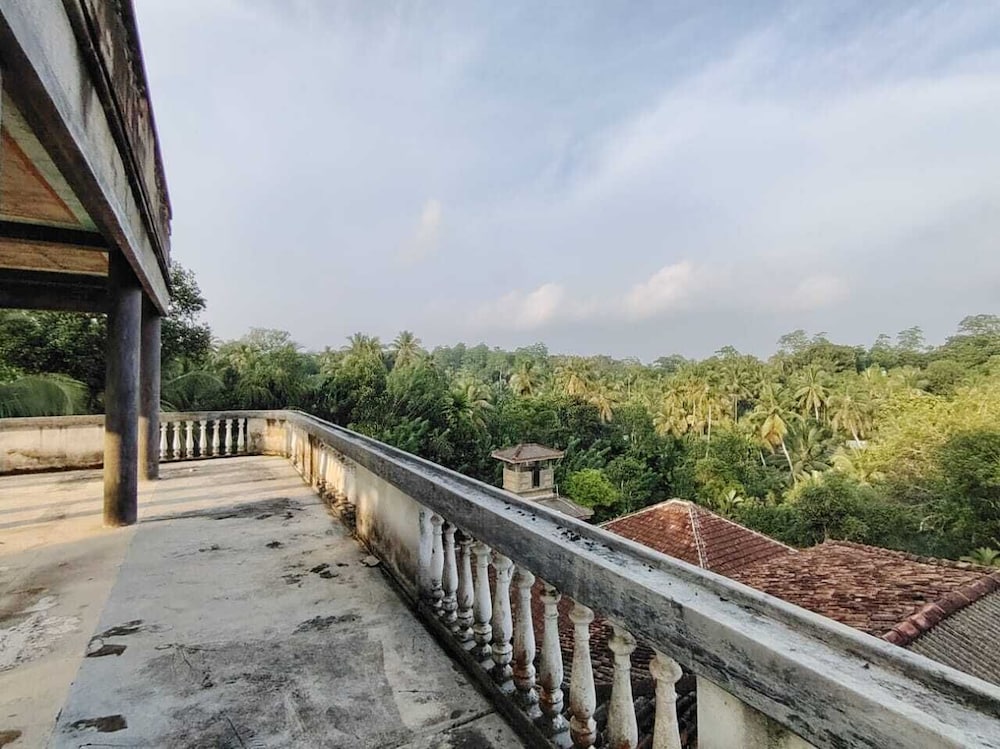 Thuru Sewana Villa