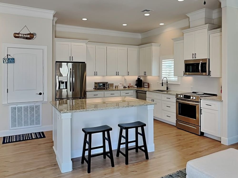 Coastal Zest by Silver Sands Vacation Rentals