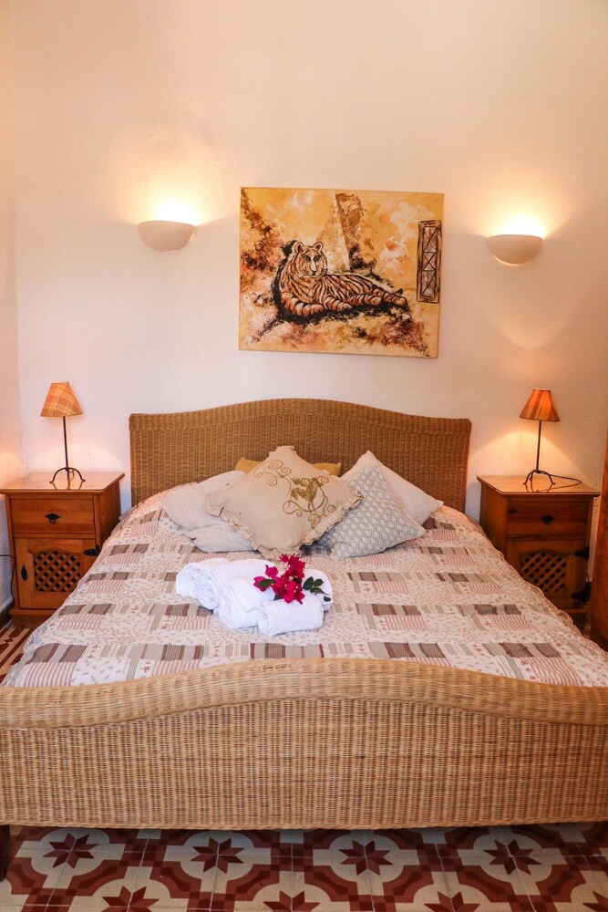 Idyllic Farm House With Huge Garden for 14pax