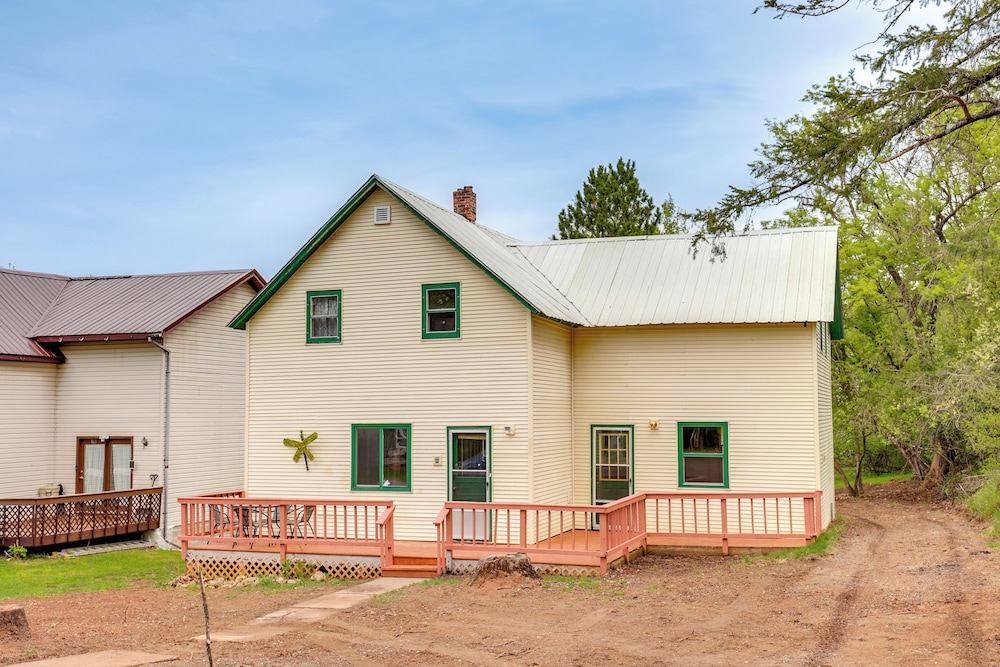 4 Mi to Gordon Lake: Cozy Retreat in Glidden!