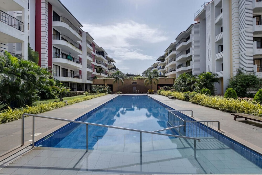 2BR w Pool Sauna 2km to Baga Calangute Beach