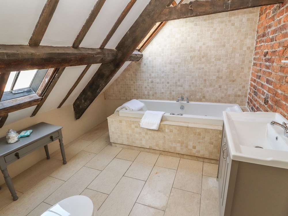 Photo 46