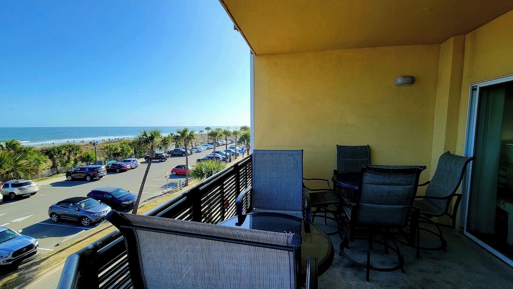 Sandpiper 2 by Tybee Vacation Rentals