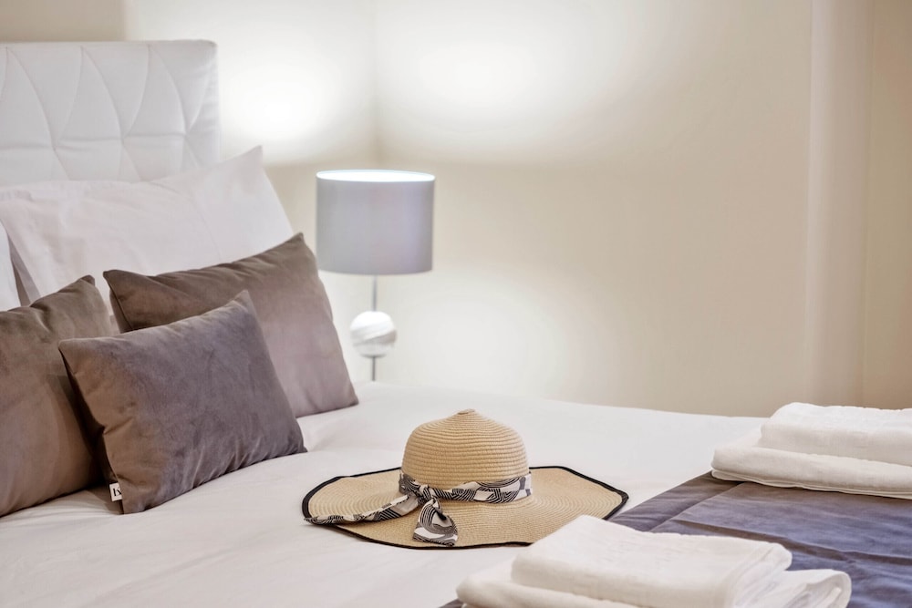 Penthouse Prestige by Madeira Sun Travel