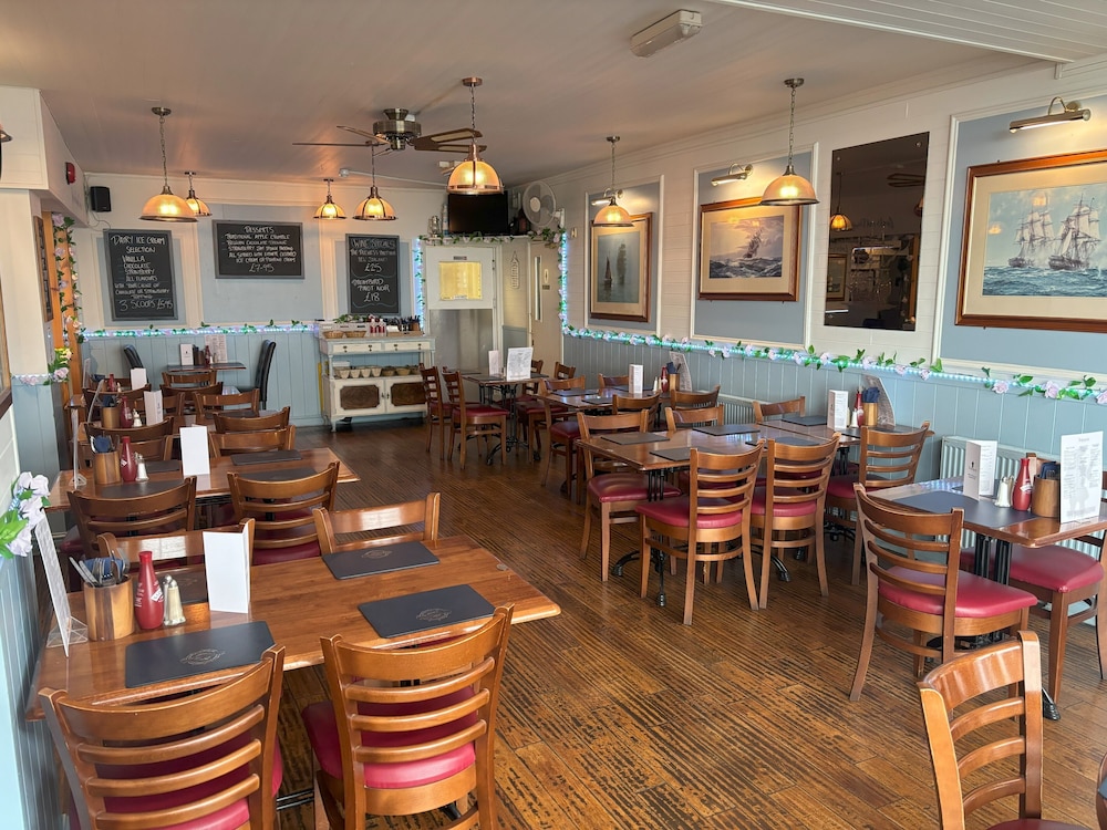 The Buccaneer Inn