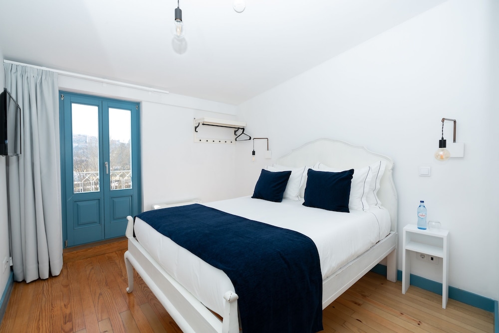 Des Arts- Guesthouse - Hostel