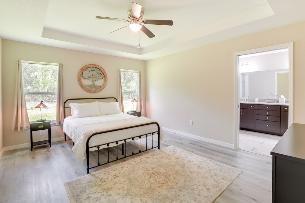 Pet-friendly Home w/ Fenced Yard in Dunnellon