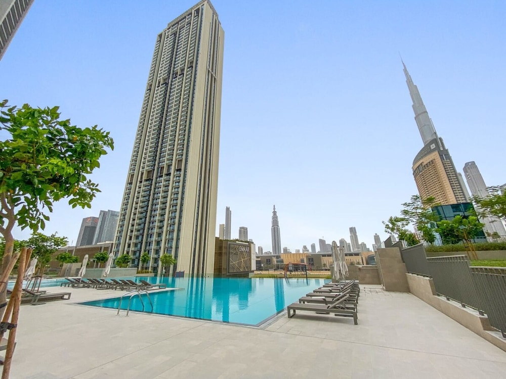 Silkhaus Lavish 1bdr in New Tower Pool Gym