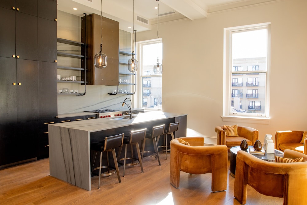 The Bell Athens by Kasa Living