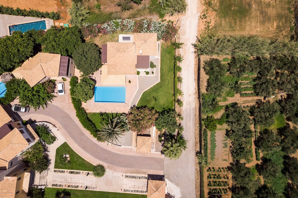 Iason Villas