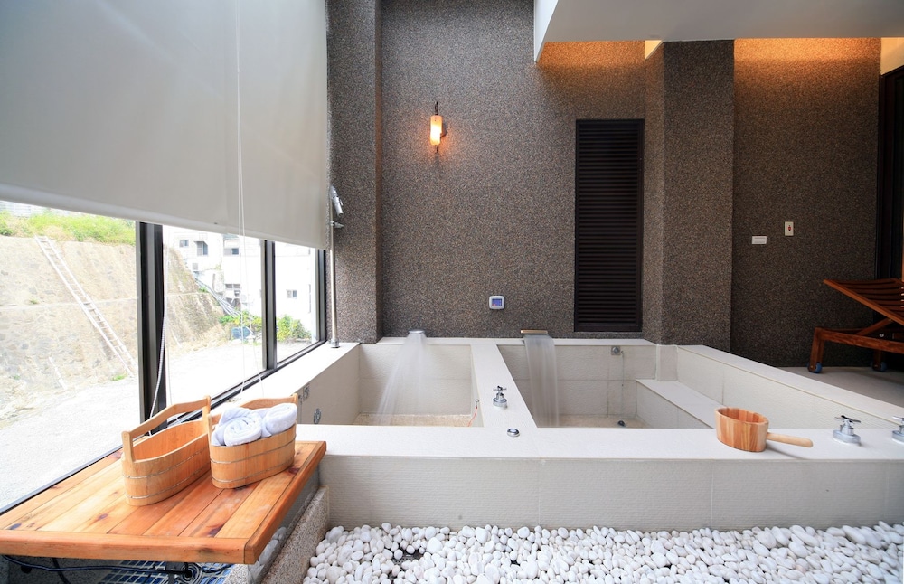CHIN -YA Hot Spring Hotel