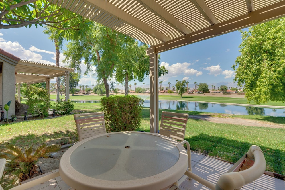 Pool Access & On-site Golf: Palm Desert Retreat! view 4