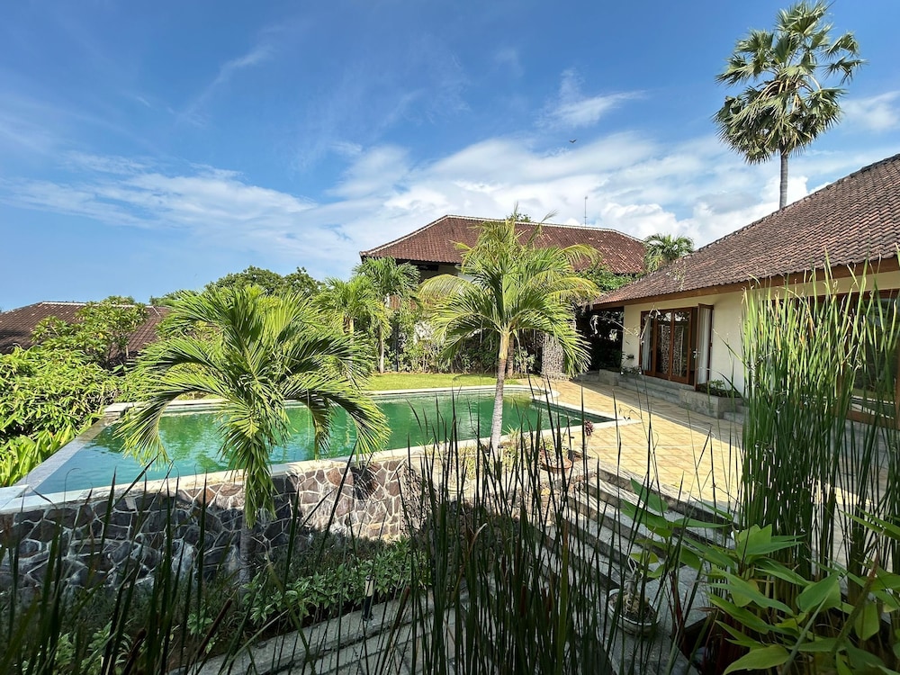 Ponjok Batu Residence