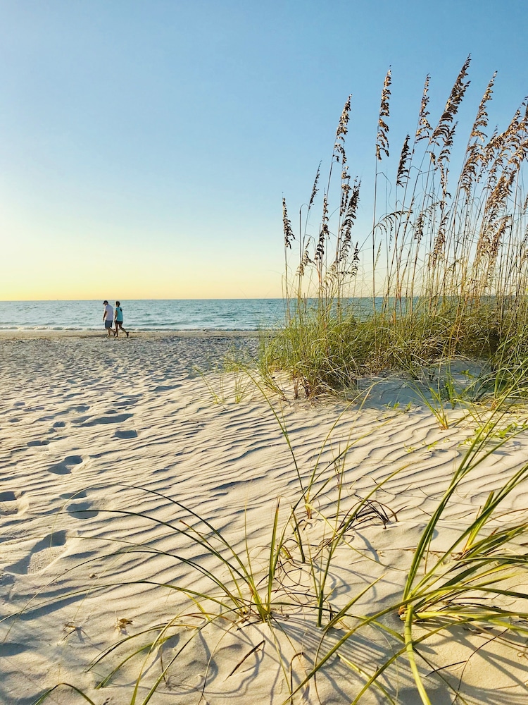 Sanibel Siesta on the Beach