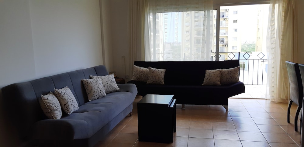 Begonvilla Court Block 7 Apartment 12 view 4