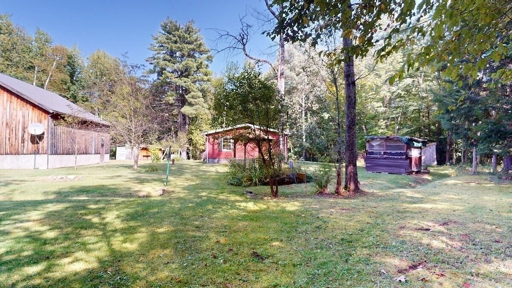 Whispering Pines 3 Bedroom Home view 2