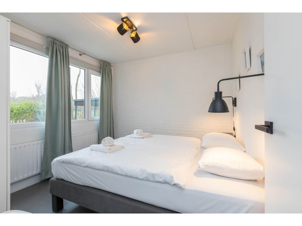 Comfort Holiday Home Near Beach view 2