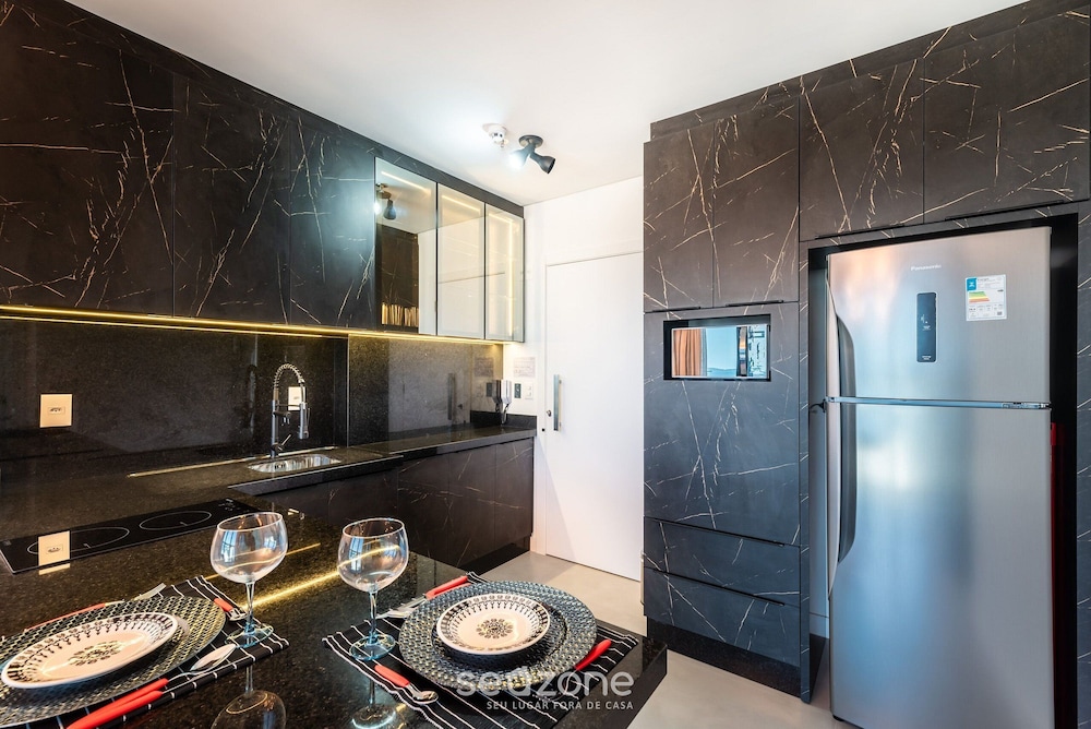 MHF II Apts Variados em Prédio com Vista para o Mar em Itapema