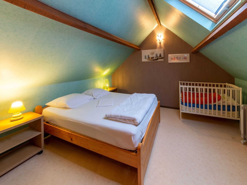 Pretty Holiday Home near Durbuy & La Roche-en-Ardennes view 4