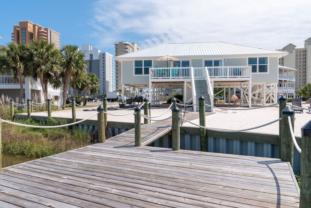Lagoon View 3 Bedroom Home by Redawning view 3