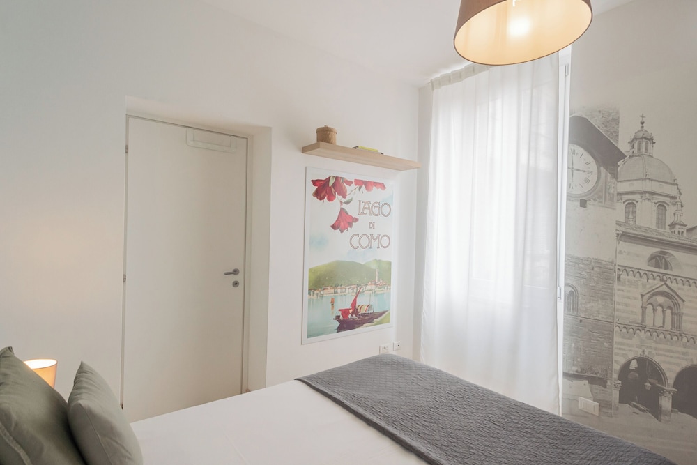 Old Court Hideaway by Rent all Como