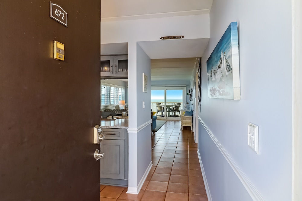 Fernandina Beach Vacations - Beach Condo Miles-long Views Sand and Sea, Access to Private Fishing Pier by RedAwning - Property Image 32