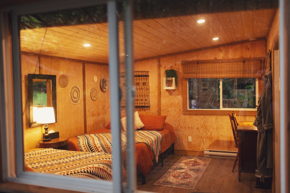 Heartwood Retreats