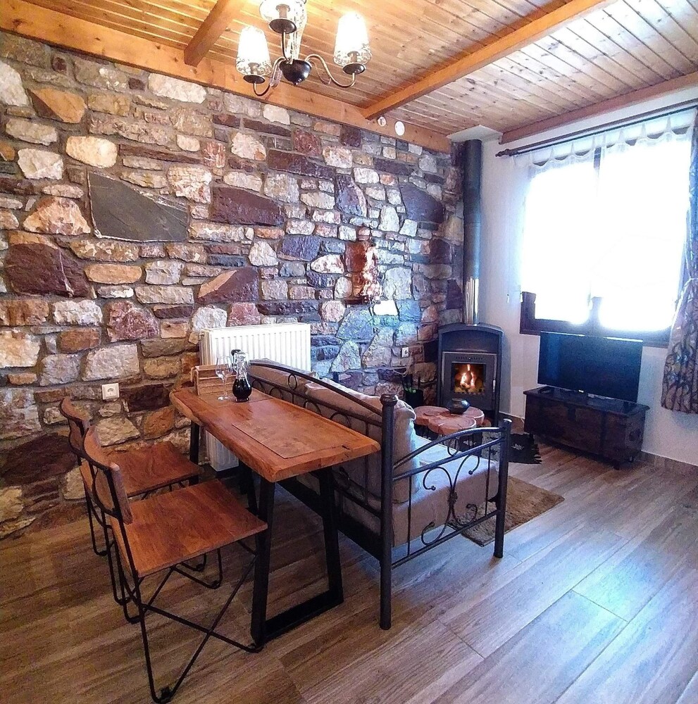 Stone Built Rustic House en Rhodes