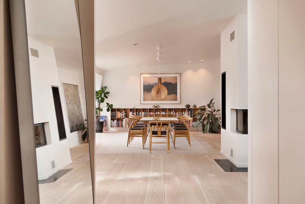 Dinesen Collection Signature Penthouse by Royal Theatre