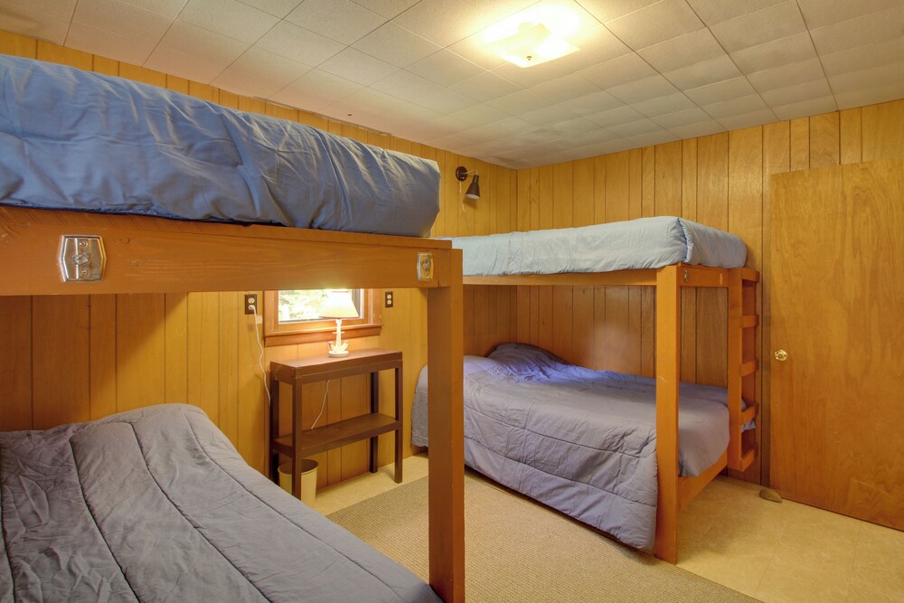 'the Acres' Panther Pond Cabin w/ Beach & Dock!