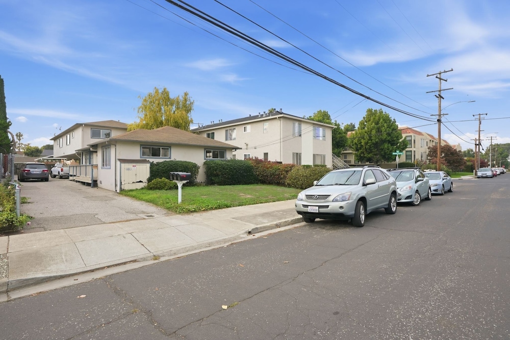 Modern 2br Unit W/ Covered Parking In Santa Clara 2 Bedroom Apts