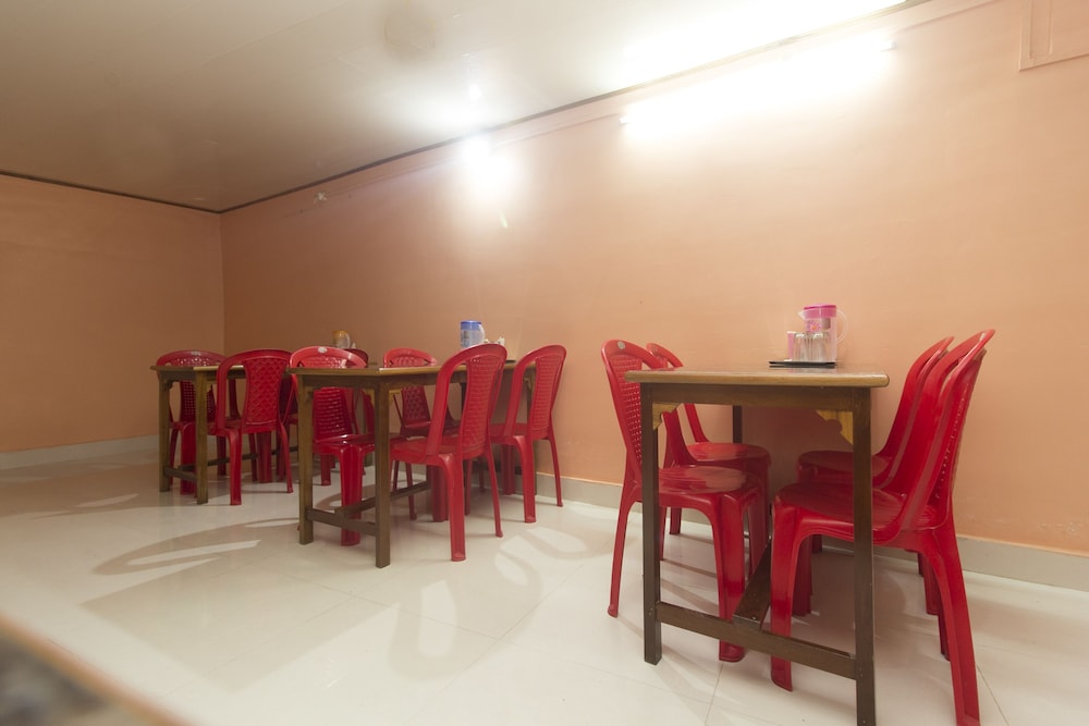 OYO 10586 Hotel Tulip Residency