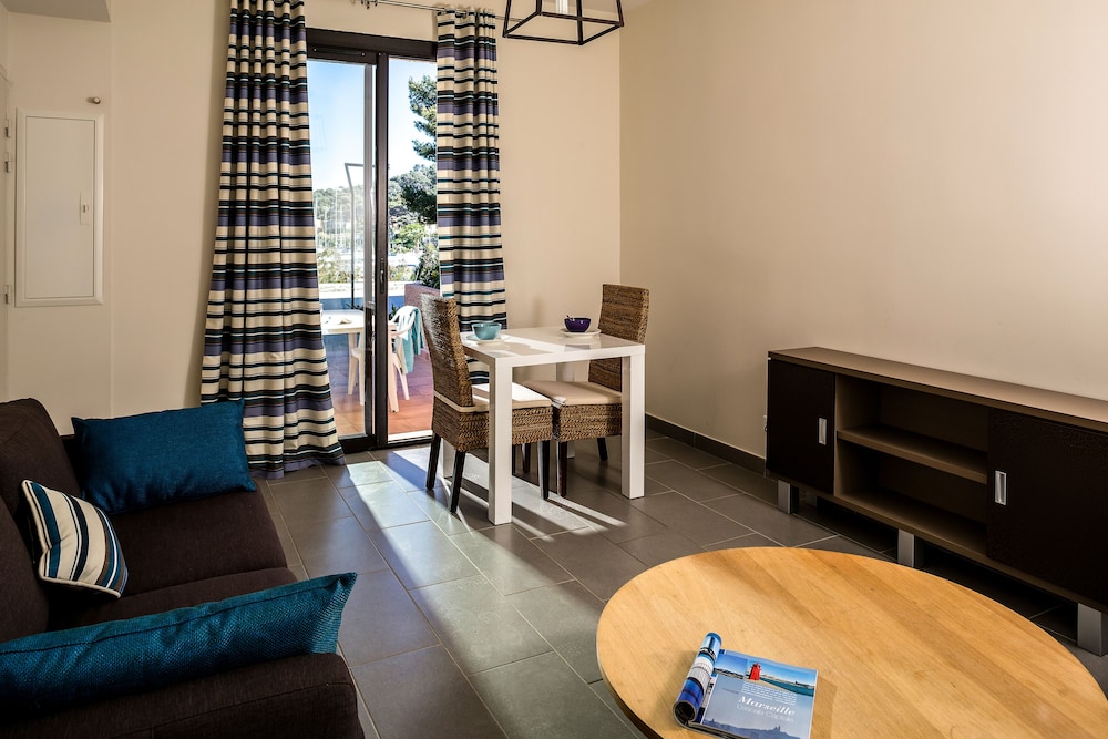 Six-Fours-les-Plages Vacations - Appartements de l'Helios - Iles des Embiez - Property Image 23