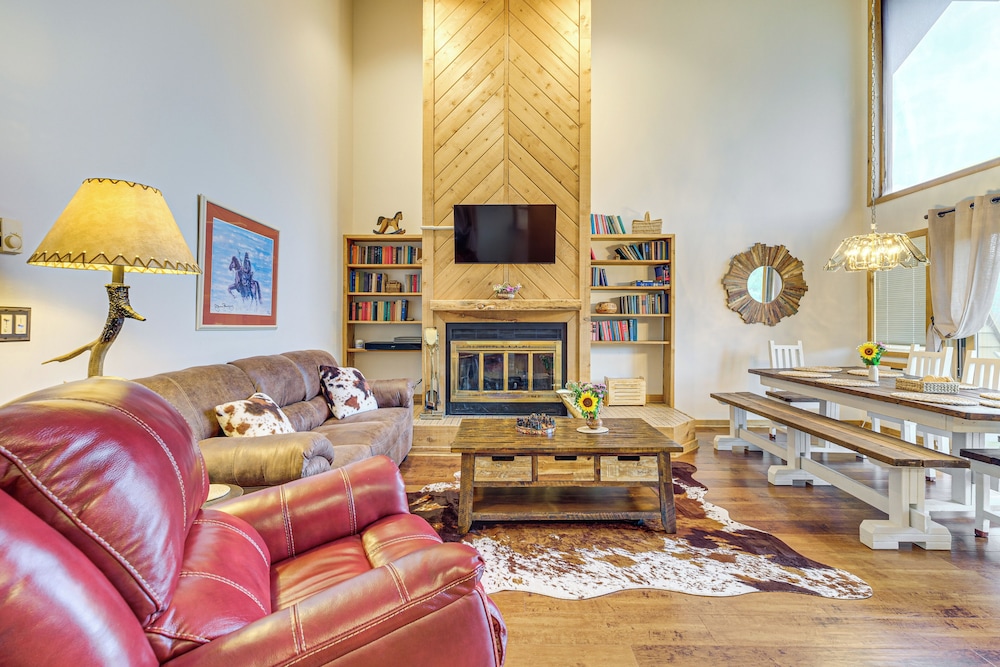 Golf, Swim & Ski: Schuss Mtn Family Getaway!