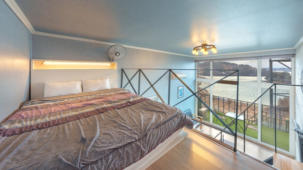 Yeosu Island Pet Pension