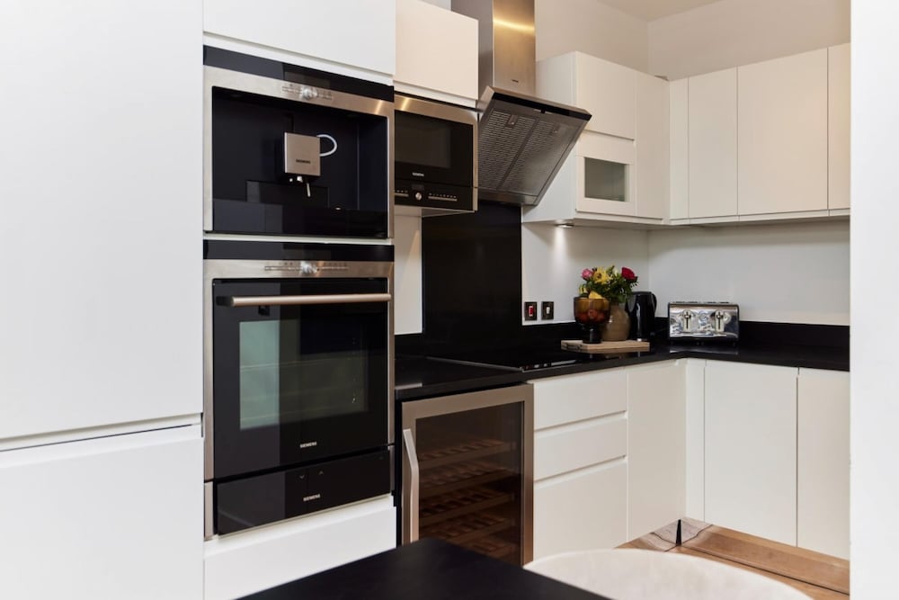The Shoreditch Escape - Lovely 2bdr Flat With Balcony
