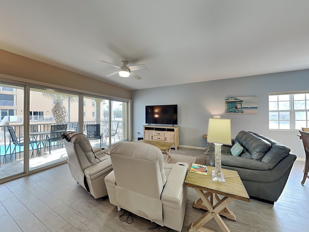 Bella Lago 324 by Distinctive Beach Rentals