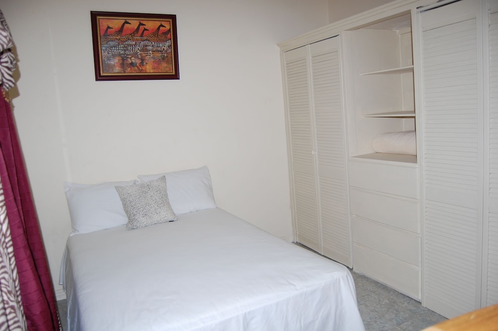 Celebrity Villa Jamaica