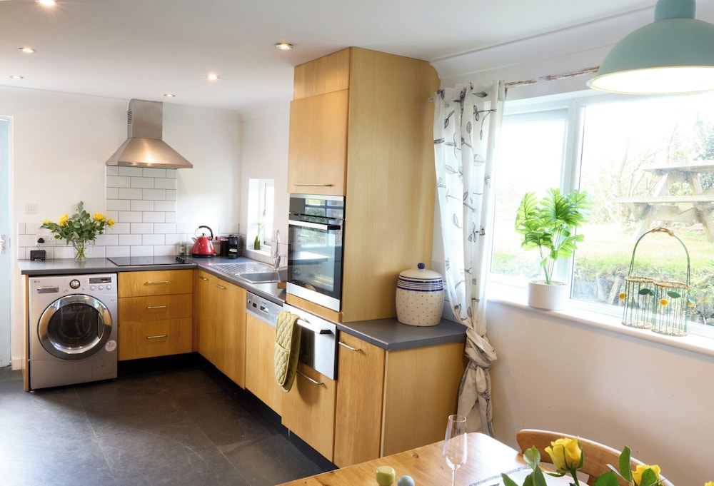 Bro Tref Cottage