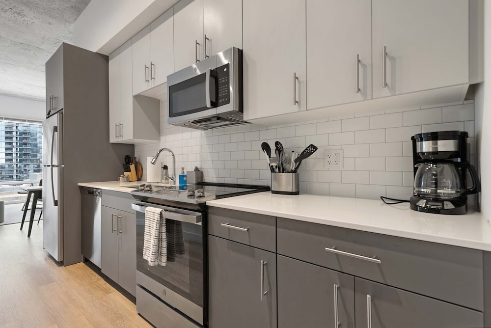 The Nova 4BR Family Friendly Near Lincoln Park