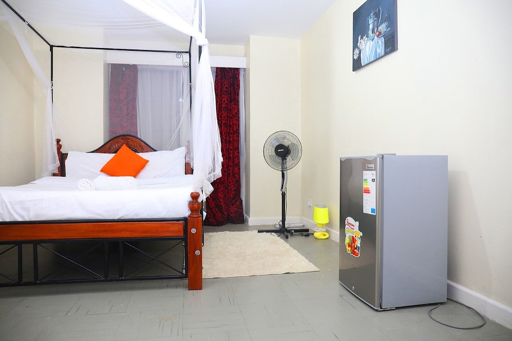 Nairobi Airport Mansionette view 4