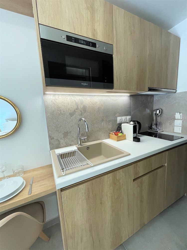 Chic Centre Suites Athens