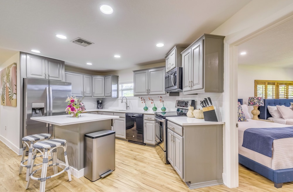 Near Parks, Golf & More: Peaceful Apt in Clermont!