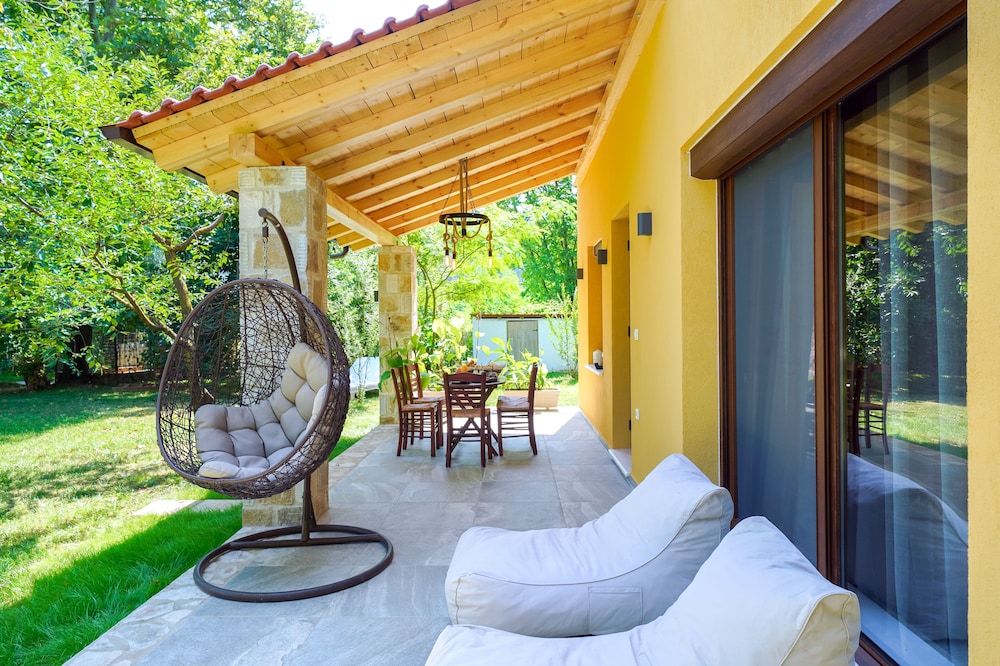 Natura Bungalows