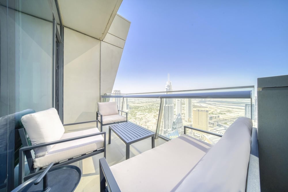 Contemporary Apt With Burj Khalifa View