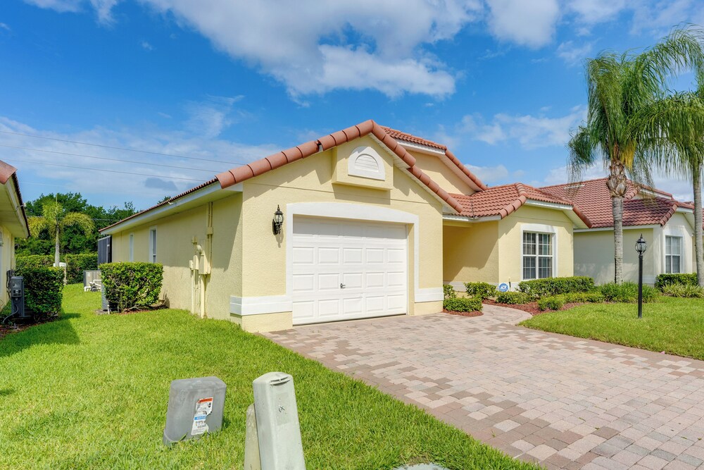 10 Mi to Wdw: Home w/ Themed Rooms, Pool & Lanai