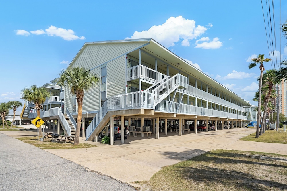 The Cove Condos