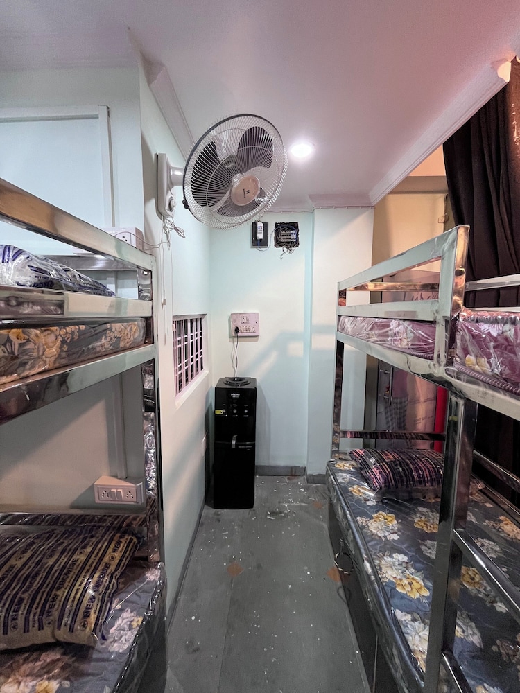 Aarav Dormitory