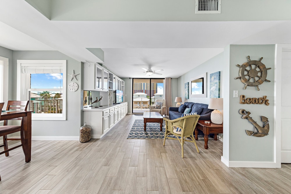 Compass Point Condos