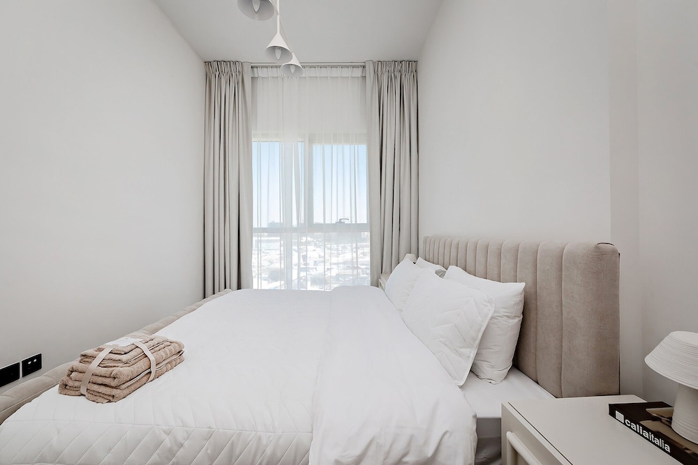 Deluxe 2BR Apartments at Socio